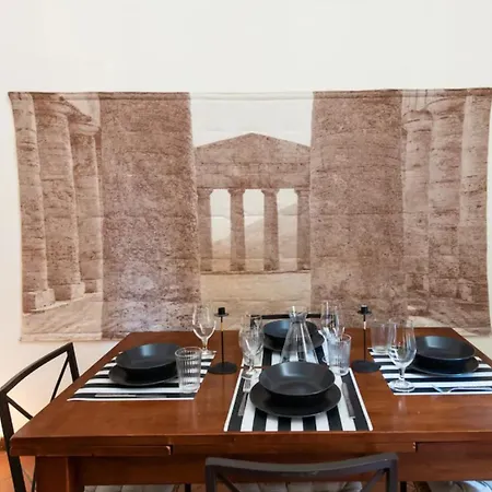 Secret Place In The Heart Of Ancient Trastevere *
