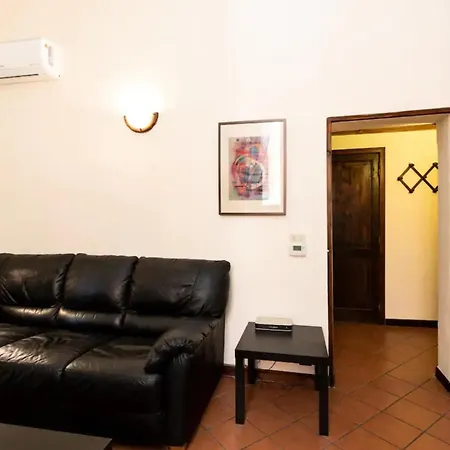 Secret Place In The Heart Of Ancient Trastevere Apartment